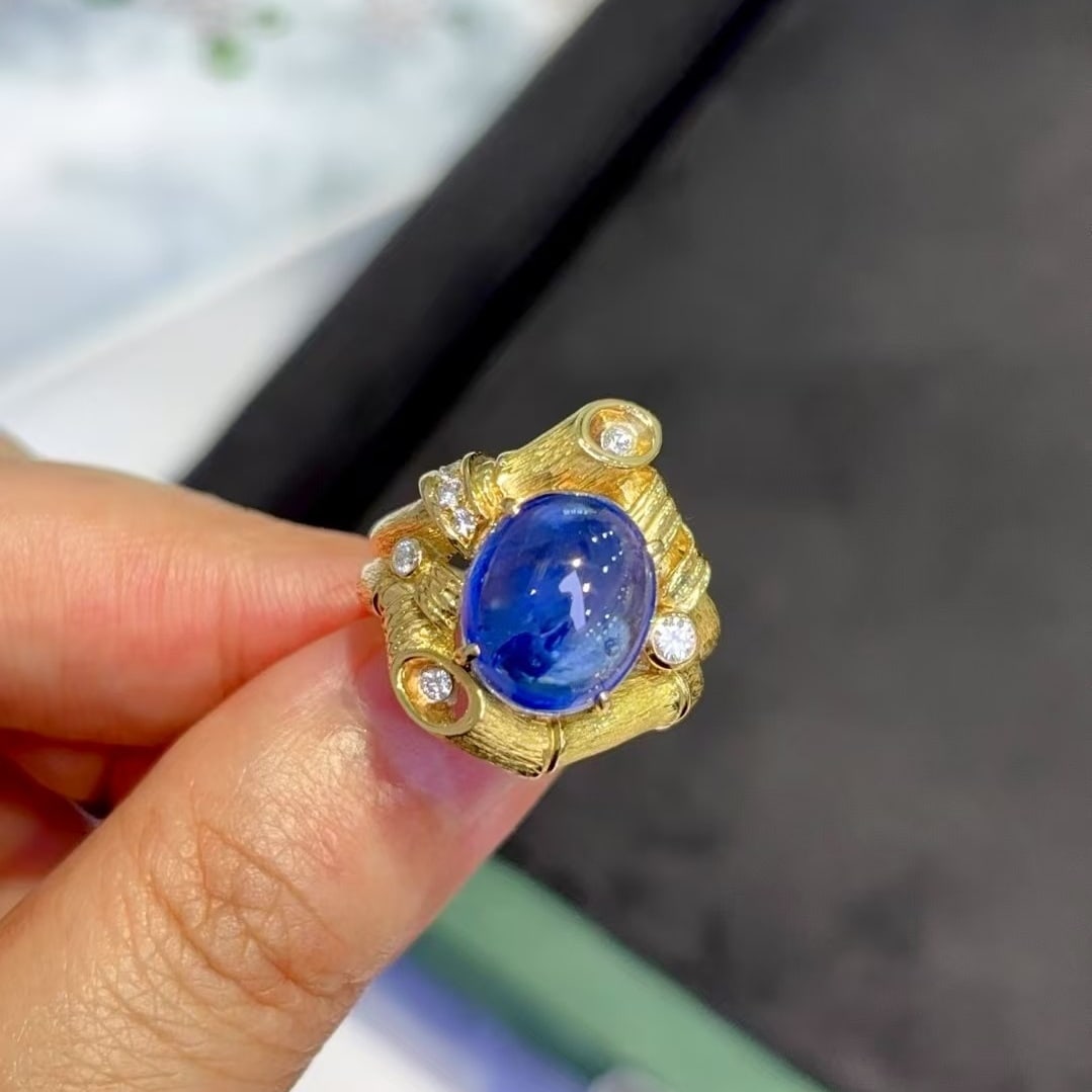 14k Gold 8.22 Ctw Natural Sapphire & Diamond Ring: Ref:230982194 / / gold content:14k gold / / ring size:7. 25us / / / / main gemstone:sapphire / / shape:oval / / carat weight:8. 02ct / / color:blue / / treatment:natural / / / / adjacent gemstone 2 :