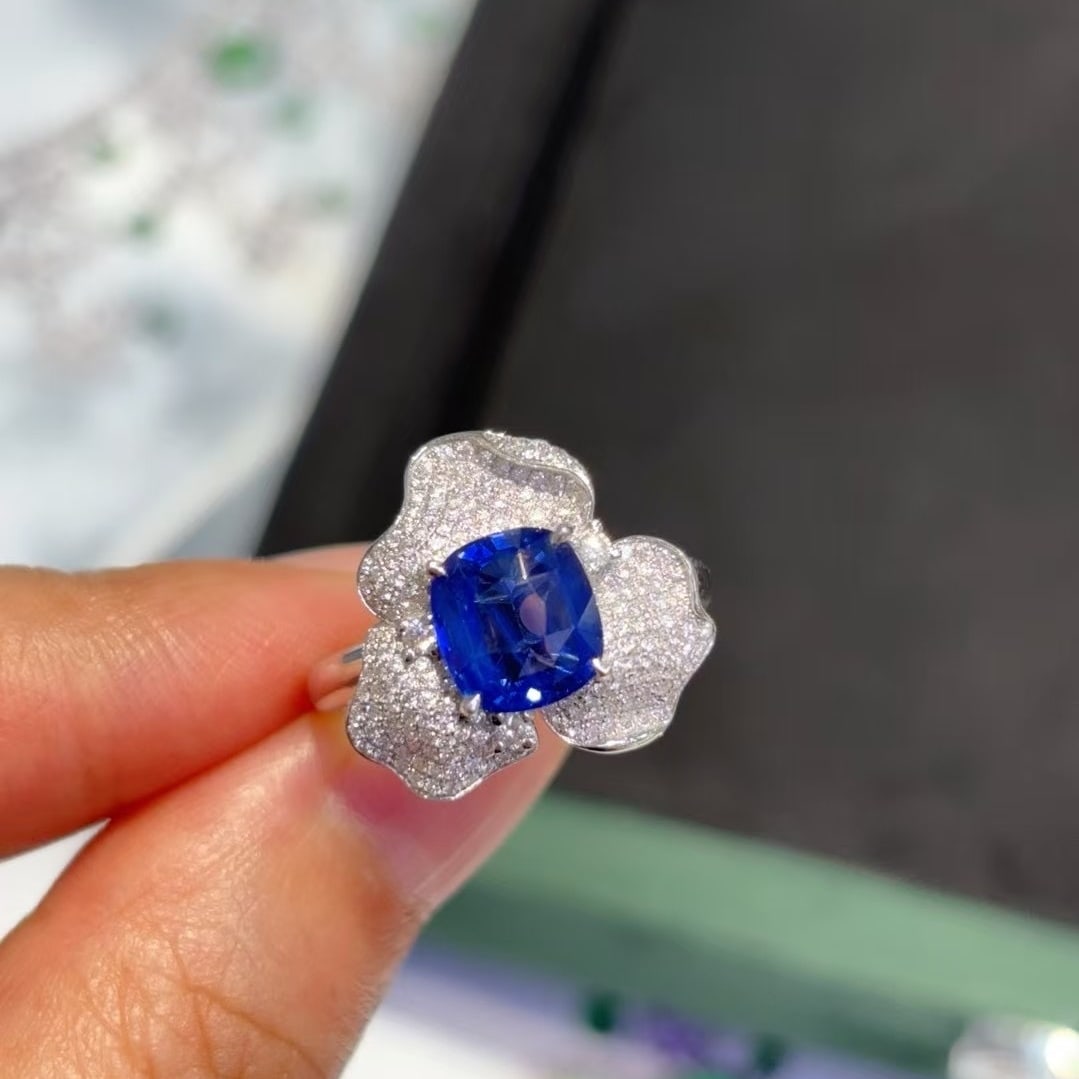 14k Gold 3.32 Ctw Natural Sapphire & Diamond Ring - 4