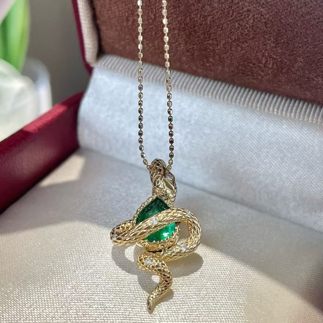 14k Gold 1 Ct Vivid Green Natural Emerald & Diamond Pendant( Without Chain ) - 2