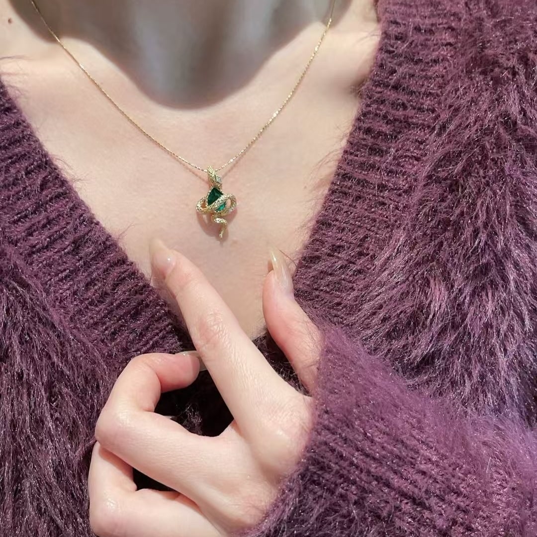 14k Gold 1 Ct Vivid Green Natural Emerald & Diamond Pendant( Without Chain ) - 4