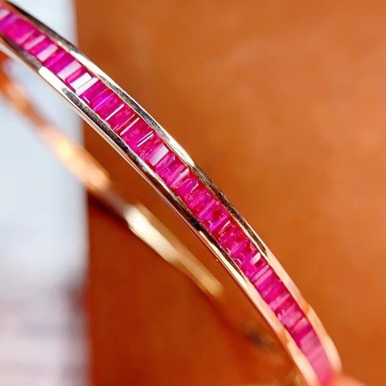 14k Gold 4.68 Ct Natural Ruby Bangle - 5