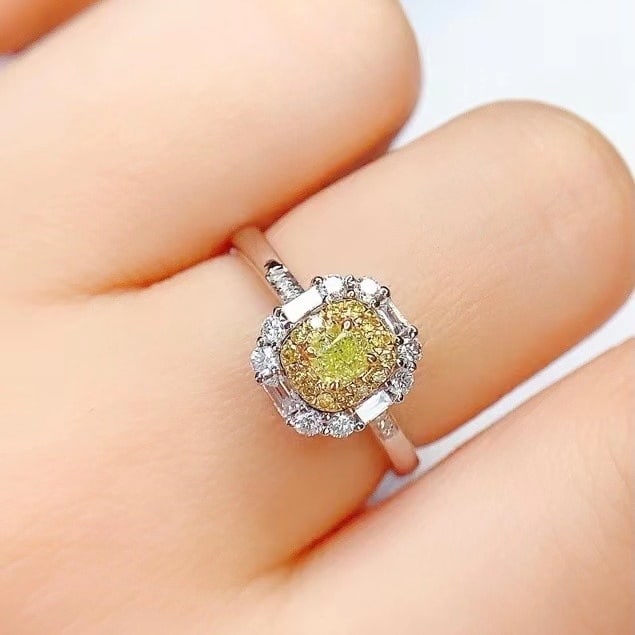 14k Gold 0.29 Ct Natural Yellow Diamond & Diamond Ring - 2