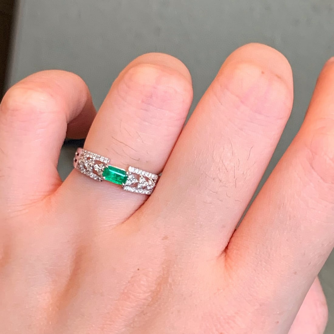 14k Gold 0.59 Ctw Natural Emerald & Diamond Ring - 7