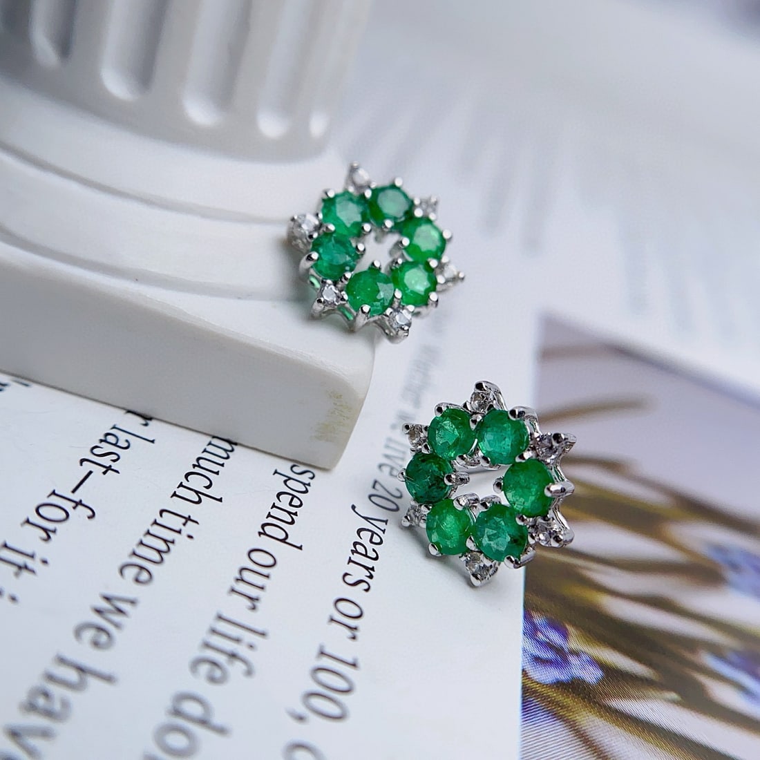 14k Gold 1.30 Ct Natural Emerald & Sapphire Earrings - 3
