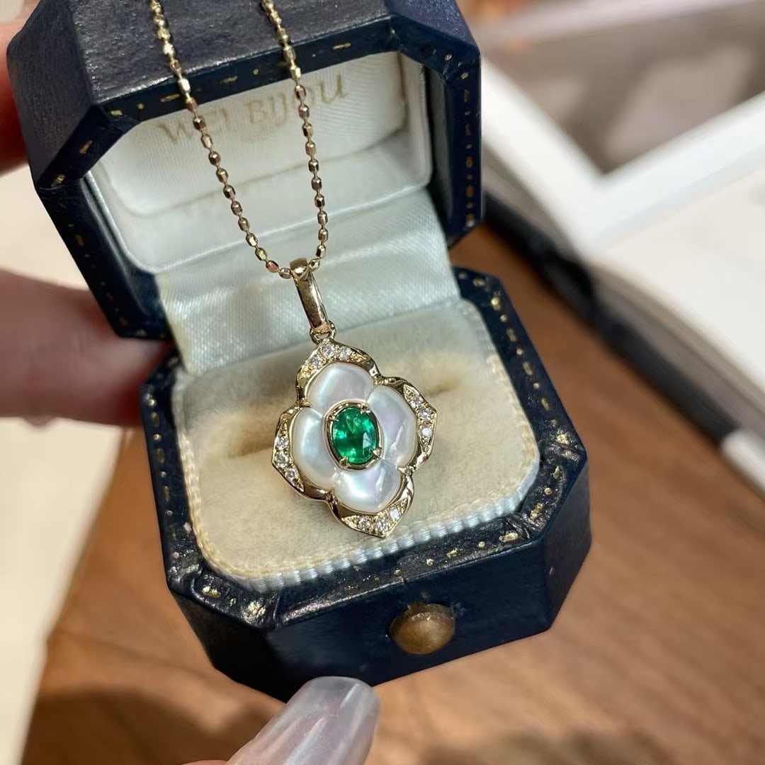 14k Gold 0.15 Ct Natural Emerald & Diamond Pendant( Without Chain ) - 2