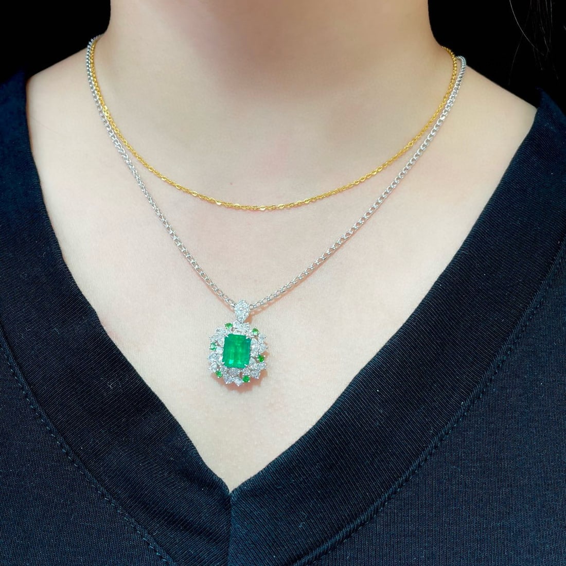 14k Gold 4.35 Ctw Vivid Green Natural Emerald & Diamond Ring/pendant( Without Chain ) - 8