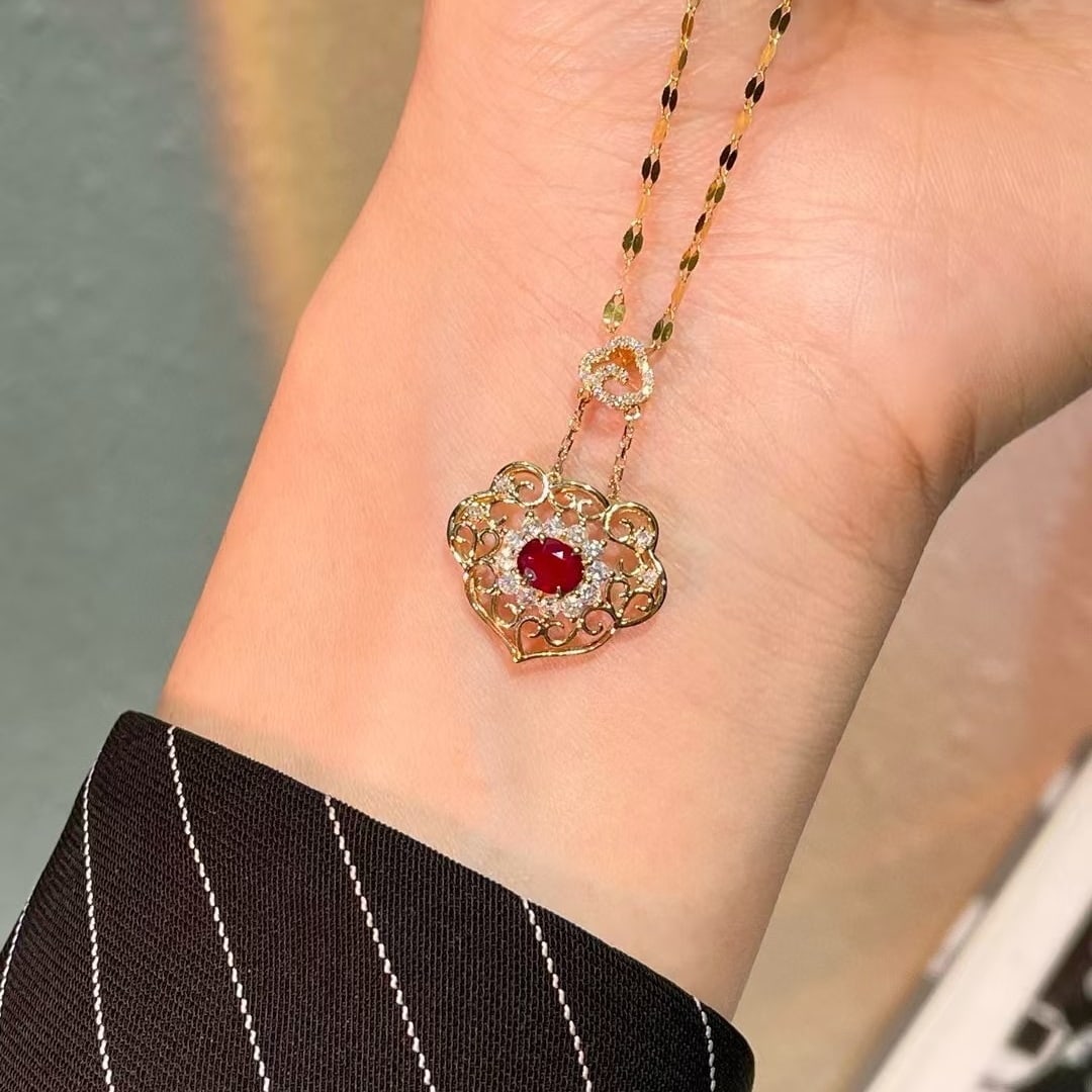 14k Gold 0.3 Ct Natural Ruby & Diamond Pendant( Without Chain ): Ref:230982275 / / gold content:14k gold / / main gemstone:ruby / / shape:oval / / carat weight:0. 3ct / / color:pigeonblood red / / treatment:natural / / / / adjacent gemstone 2 : diamond / /