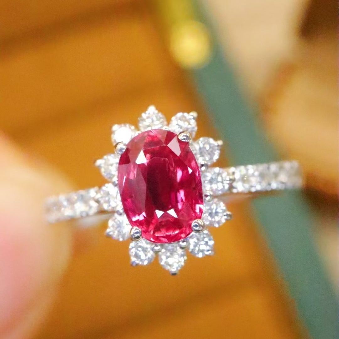 14k Gold 1.41 Ctw Natural Ruby & Diamond Ring: Ref:230982276 / / gold content:14k gold / / ring size:7. 25us / / / / main gemstone:ruby / / shape:oval / / carat weight:1. 02ct / / color:red / / treatment:natural / / / / adjacent gemstone 2 : diamo