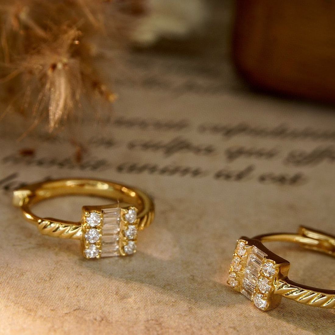 14k Gold 0.19 Ct Natural H Diamond Earrings - 8