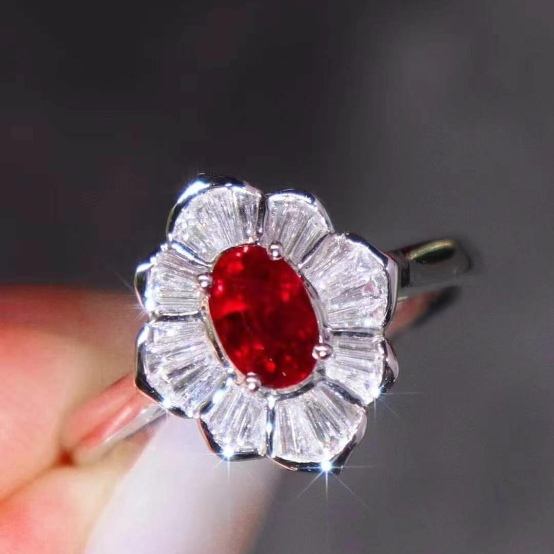 14k Gold 1.52 Ctw Natural Ruby & Diamond Ring: Ref:230982293 / / gold content:14k gold / / ring size:7. 25us / / / / main gemstone:ruby / / shape:oval / / carat weight:0. 8ct / / color:pigeonblood red / / treatment:natural / / / / adjacent