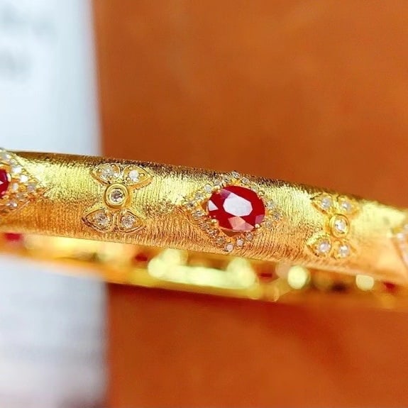 14k Gold 3 Ct Vivid Red Natural Ruby & Diamond Bangle - 4