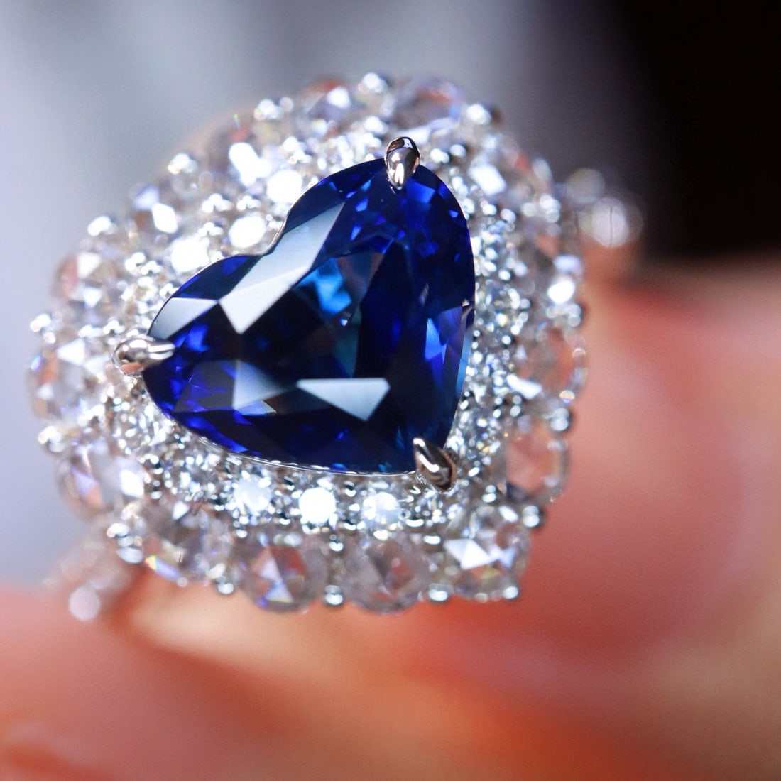 14k Gold 1.99 Ctw Natural Sapphire & Diamond Ring: Ref:230982300 / / gold content:14k gold / / ring size:7. 25us / / / / main gemstone:sapphire / / shape:heart / / carat weight:1. 64ct / / color:royal blue / / treatment:natural / / / / adjacent
