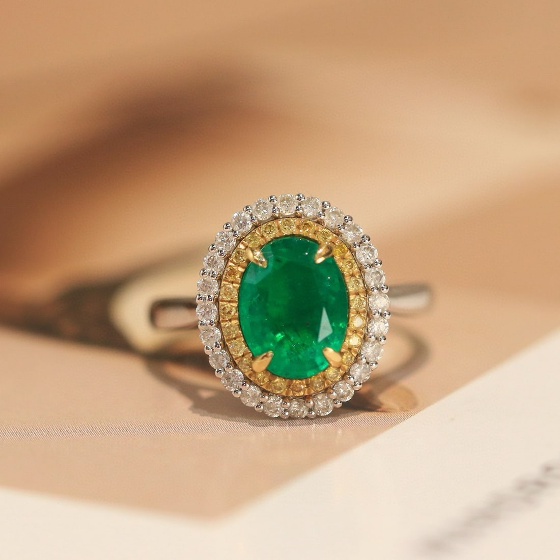 14k Gold 1.95 Ct Vivid Green Natural Emerald & Diamond Ring - 7
