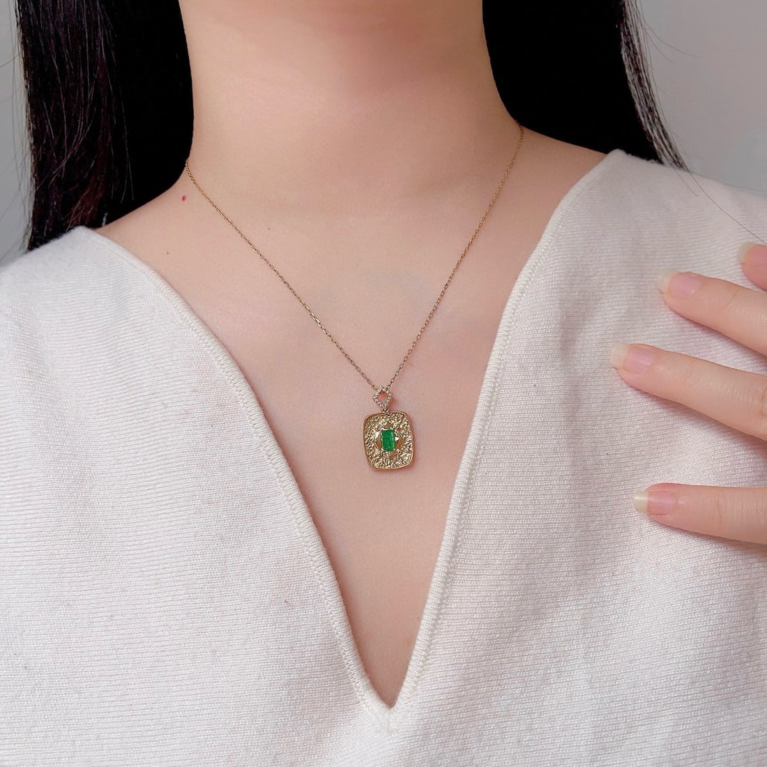14k Gold 0.36 Ctw Vivid Green Natural Emerald & Diamond Pendant( Without Chain ) - 5