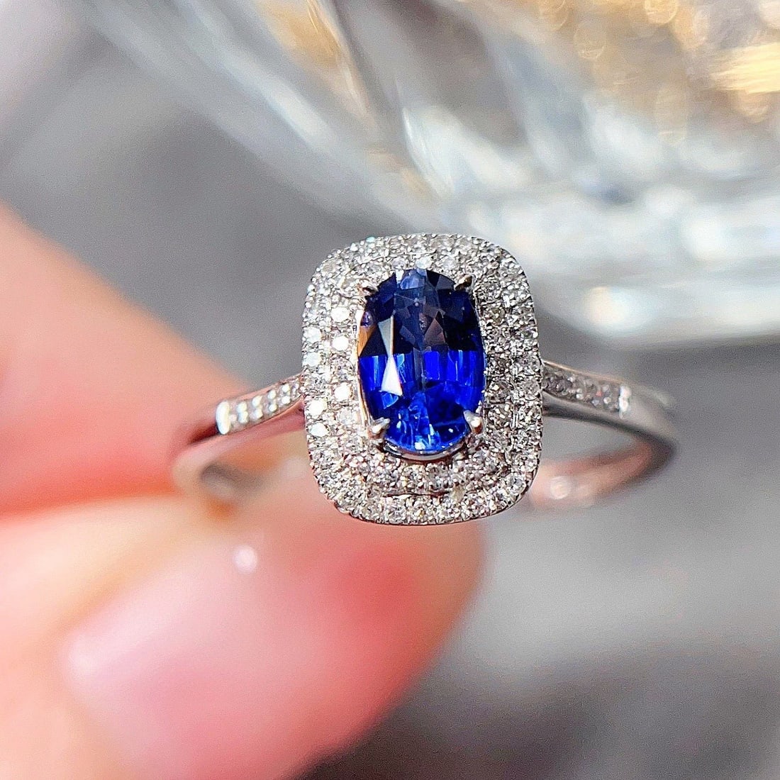 14k Gold 0.65 Ct Natural Sapphire & Diamond Ring: Ref:230982317 / / gold content:14k gold / / ring size:7. 25us / / / / main gemstone:sapphire / / shape:oval / / carat weight:0. 65ct / / color:royal blue / / treatment:natural / / / / adjacent