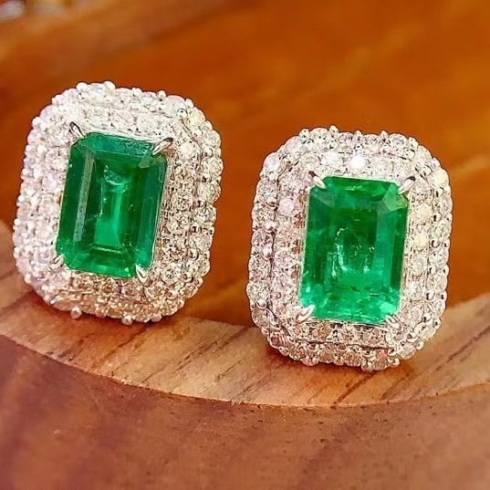 14k Gold 2.15 Ct Vivid Green Natural Emerald & Diamond Earrings - 5