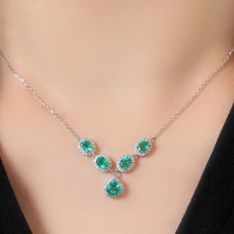 14k Gold 1.56 Ctw Natural Emerald & Diamond Necklace - 7