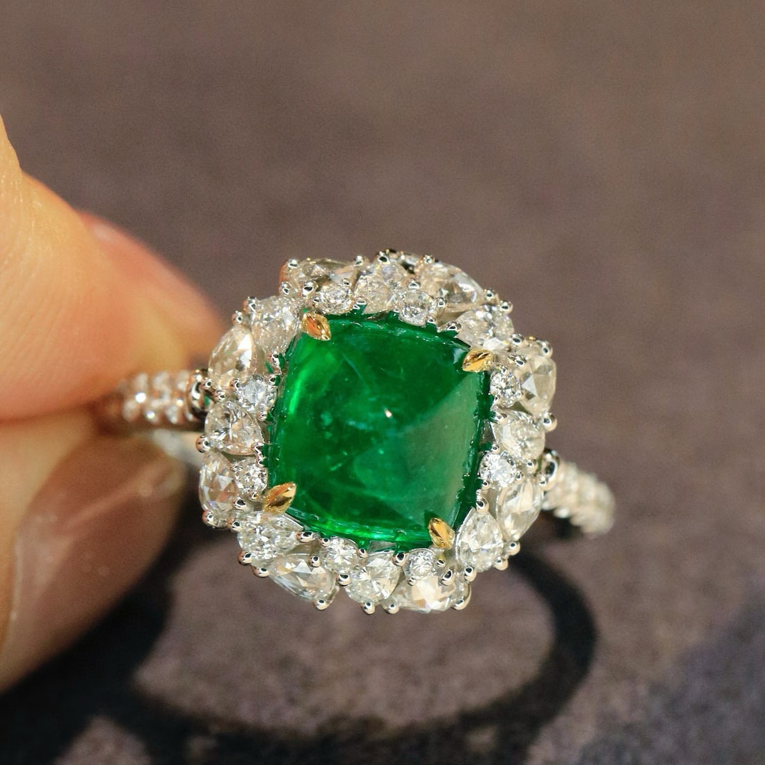 14k Gold 3.84 Ctw Vivid Green Natural Emerald & Diamond Ring/pendant( Without Chain ) - 2