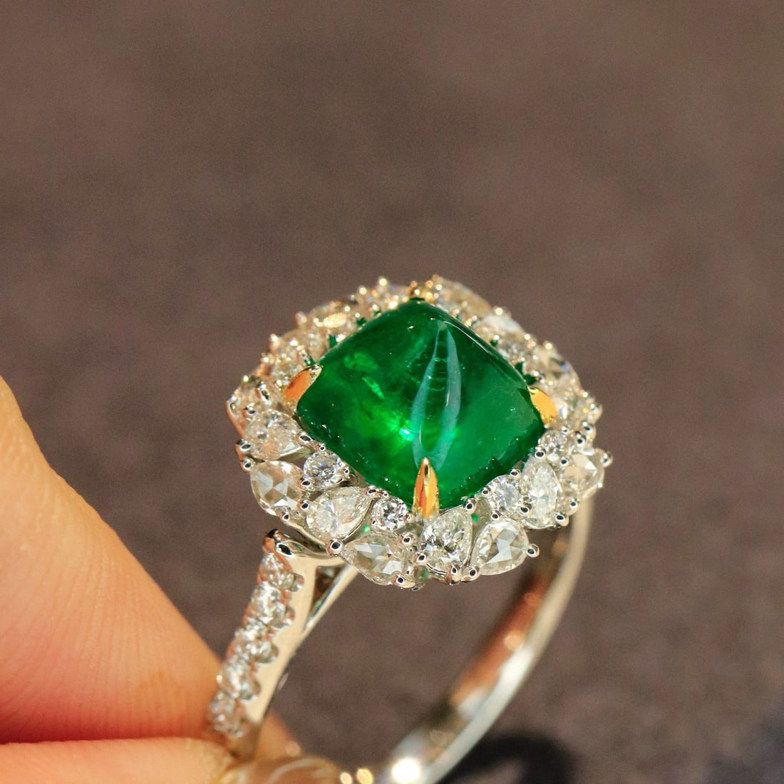 14k Gold 3.84 Ctw Vivid Green Natural Emerald & Diamond Ring/pendant( Without Chain ) - 4