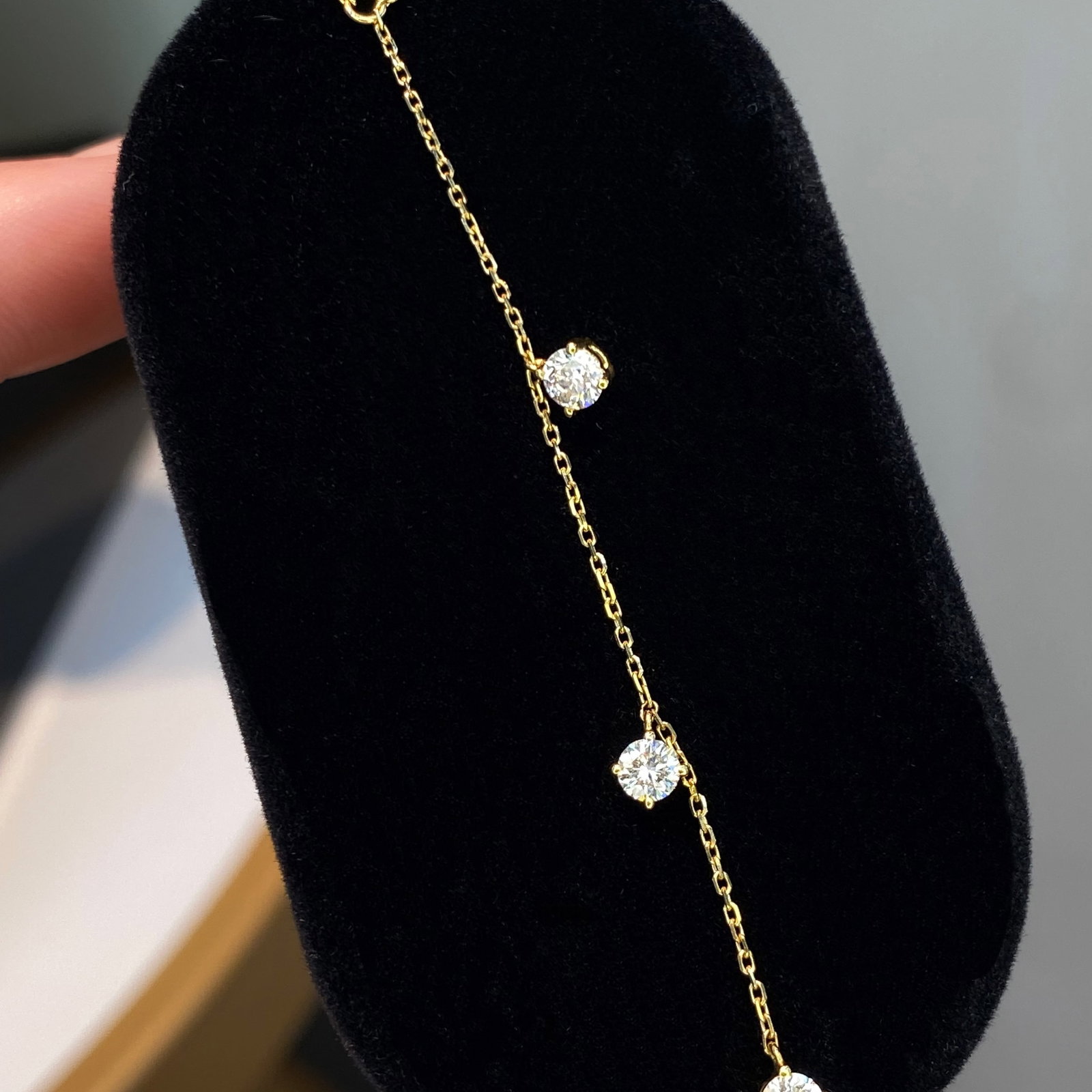 14k Gold 0.4 Ct Natural H Diamond Necklace: Ref:230982334 / / gold content:14k gold / / main gemstone:diamond / / shape:round / / carat weight:0. 4ct / / clarity grade:vs-si / / color:h / / treatment:natural / / cut grade:g / / Condition: New