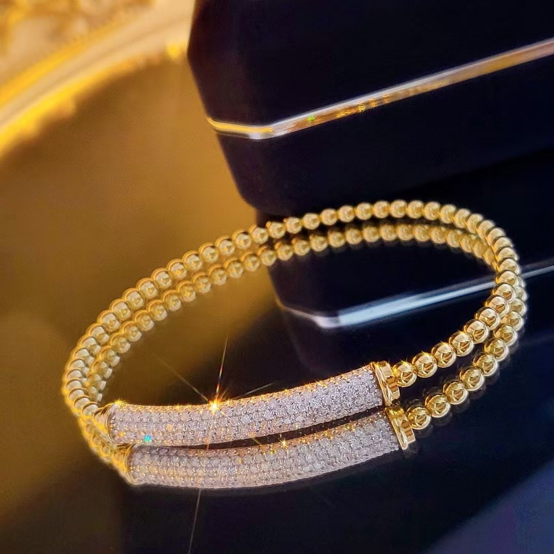 14k Gold 1.65 Ct Natural H Diamond Bracelet: Ref:230982337 / / gold content:14k gold / / main gemstone:diamond / / shape:round / / carat weight:1. 65ct / / clarity grade:vs-si / / color:h / / treatment:natural / / cut grade:g / / High Estimate: