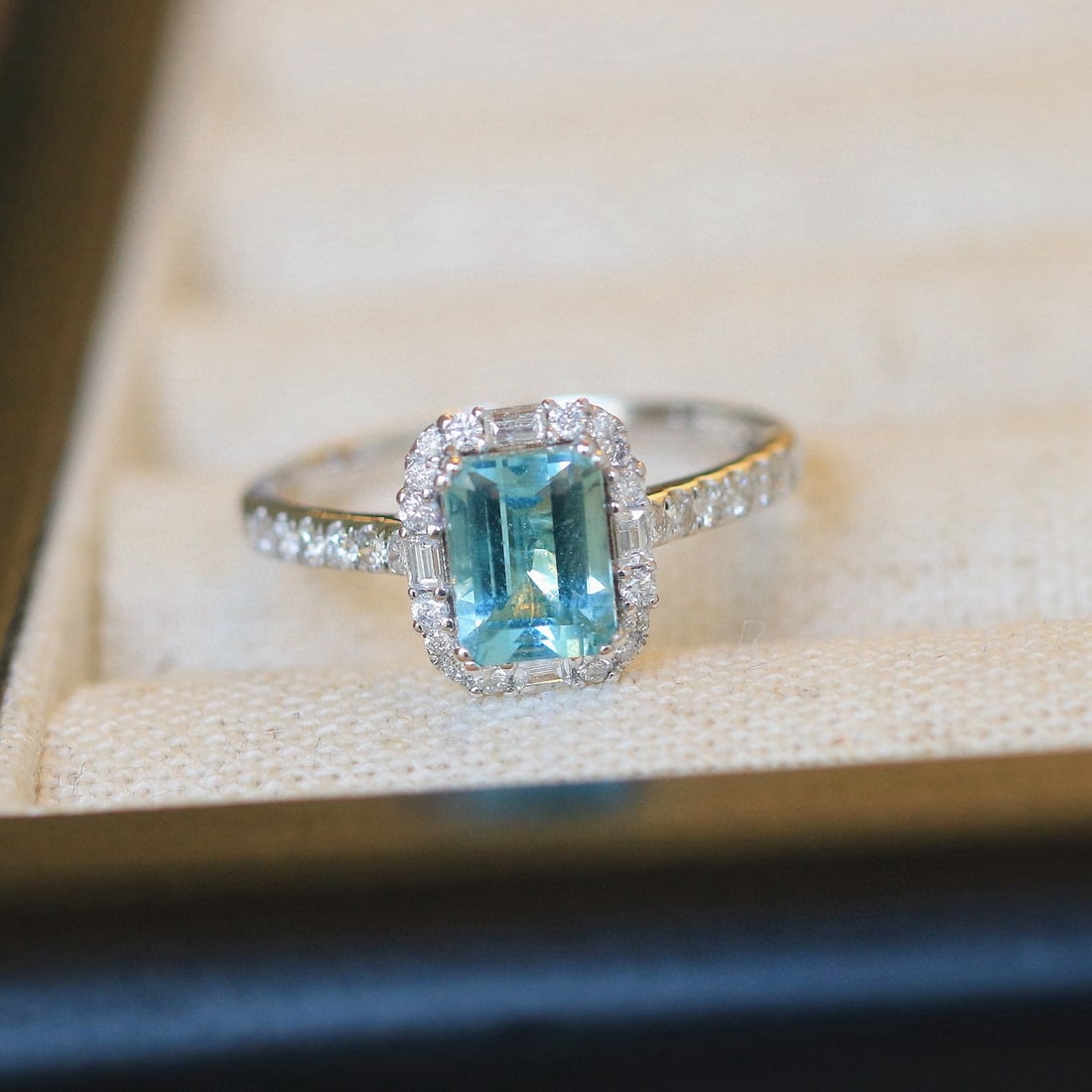 14k Gold 1.34 Ctw Natural Aquamarine & Diamond Ring - 7