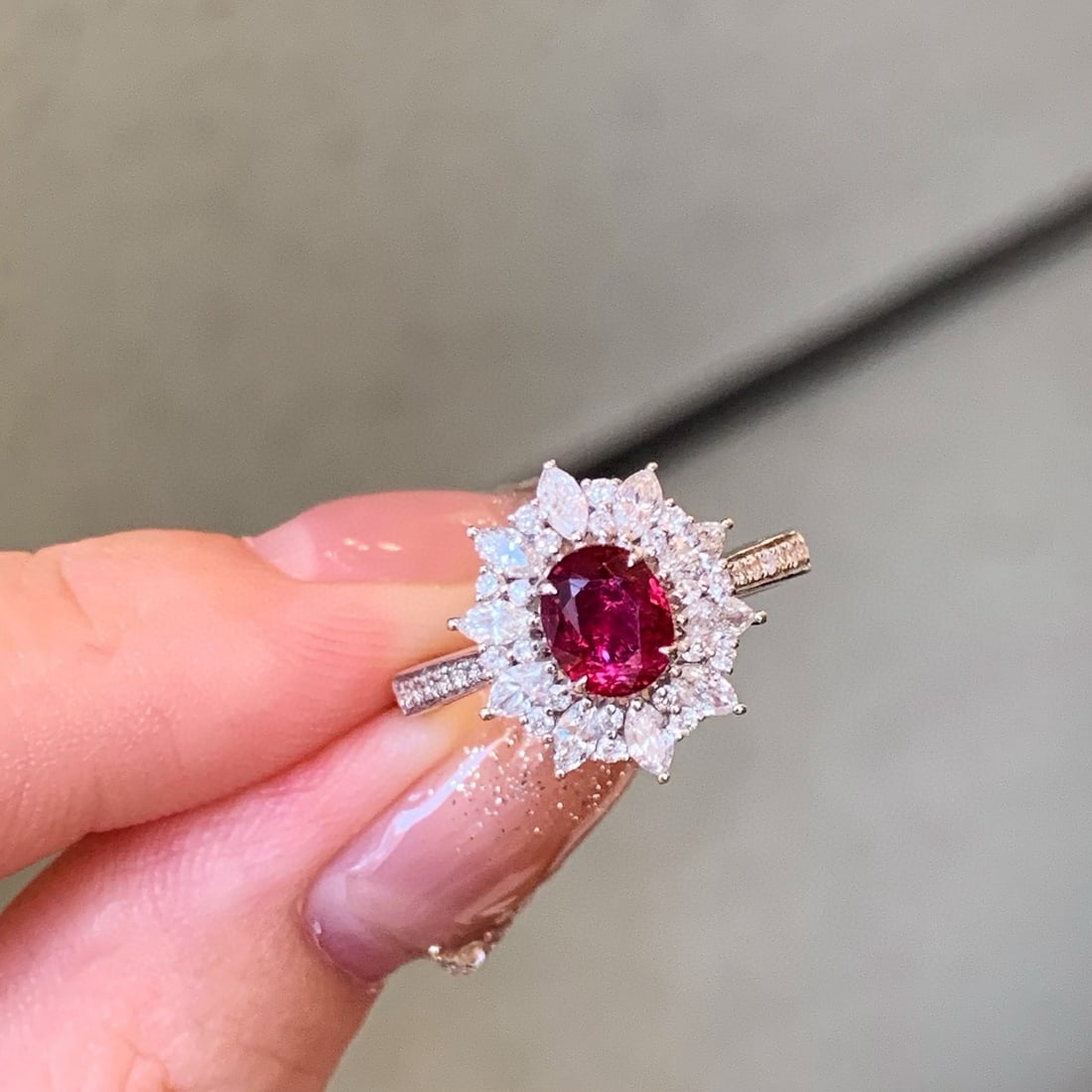 14k Gold 1.46 Ctw Natural Ruby & Diamond Ring - 4