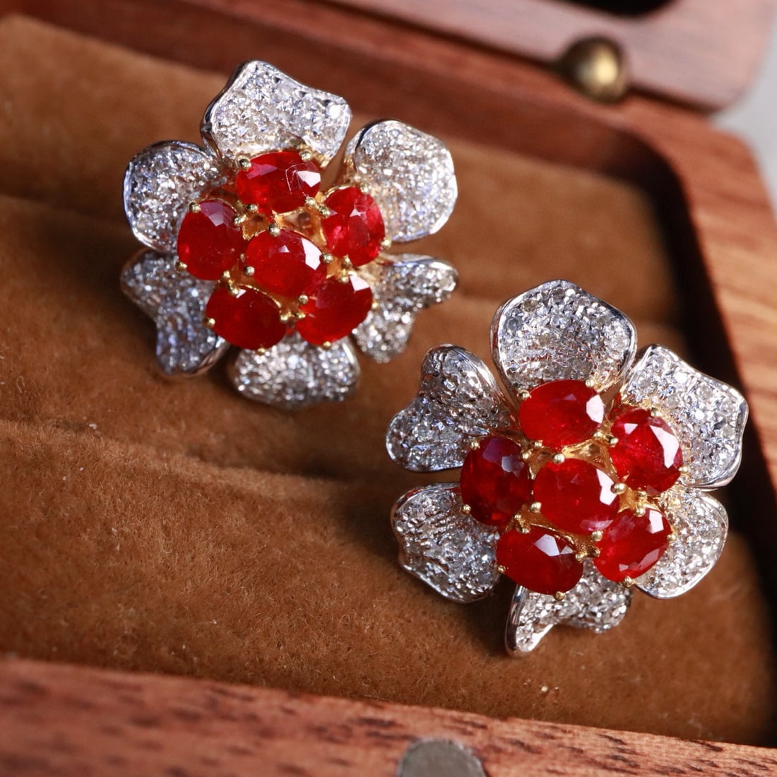 14k Gold 4.83 Ctw Natural Ruby & Diamond & Flowers Earrings - 3