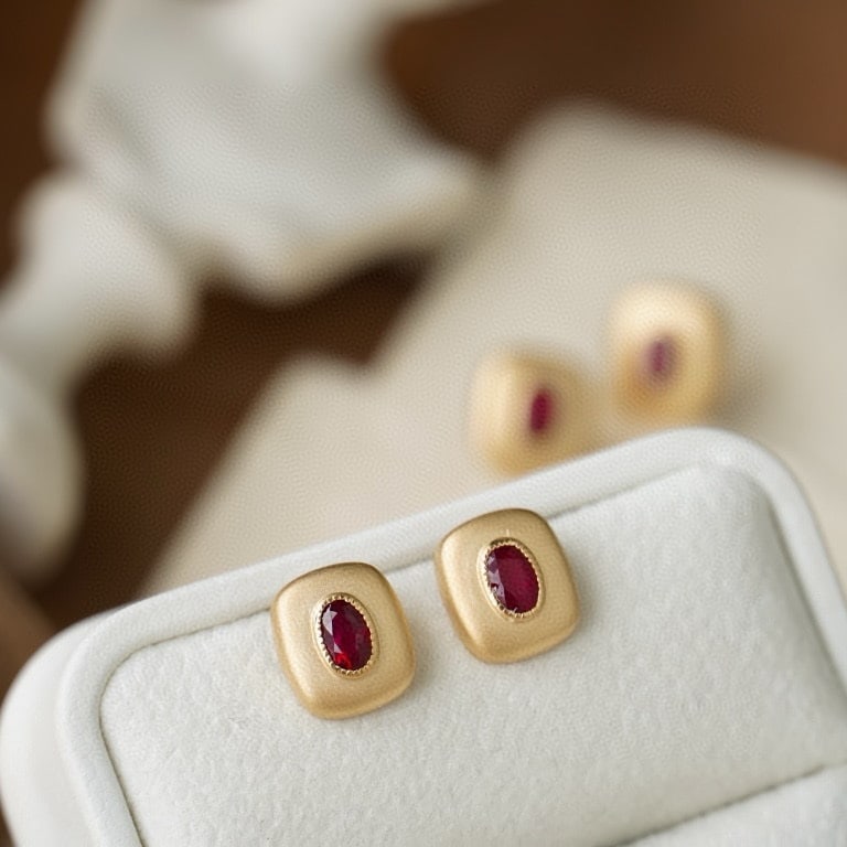 14k Gold 0.6 Ct Natural Ruby Earrings - 3