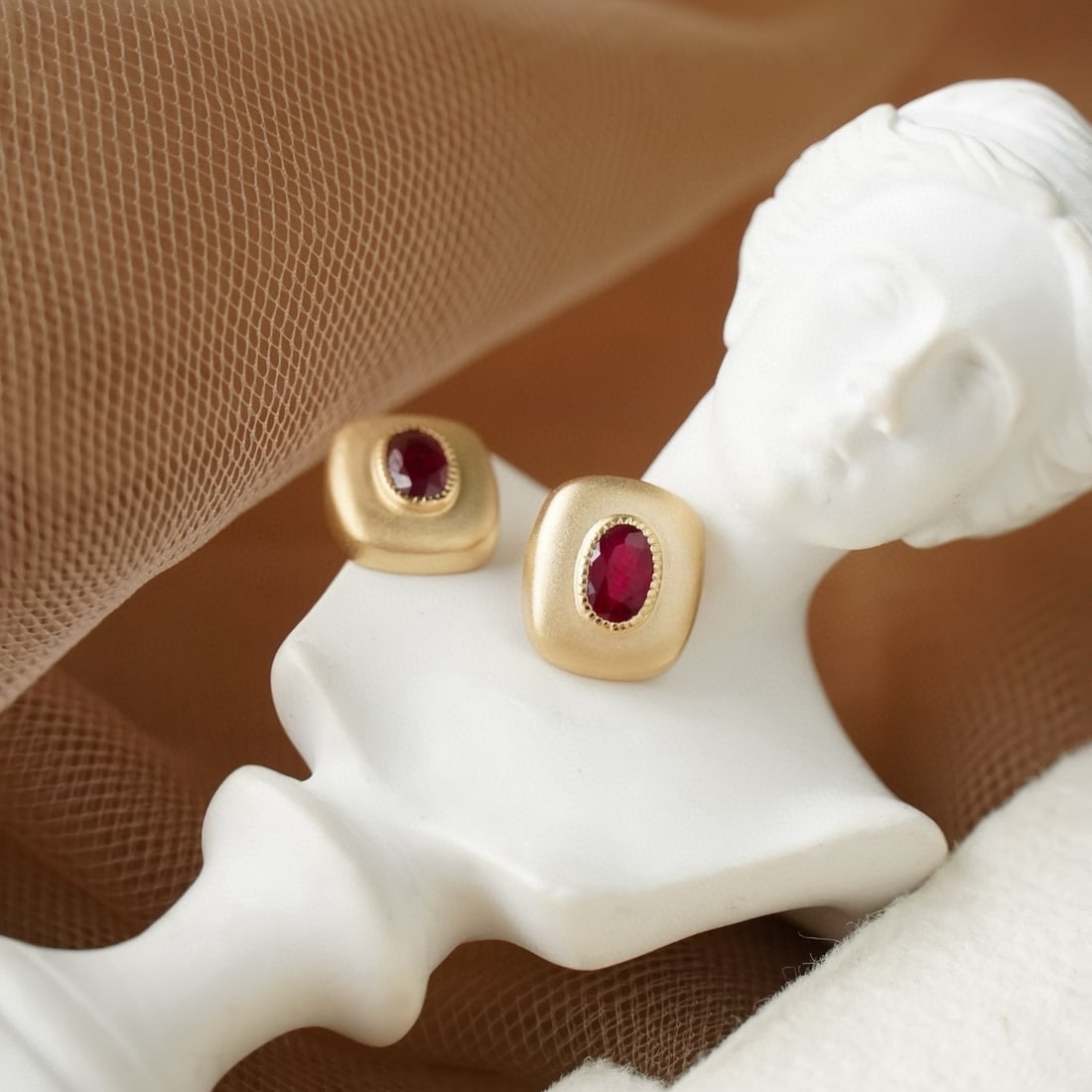 14k Gold 0.6 Ct Natural Ruby Earrings - 7