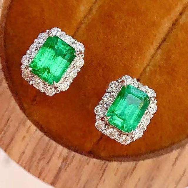 14k Gold 2.1 Ct Vivid Green Natural Emerald & Diamond Earrings - 2