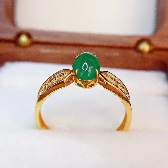 14k Gold 1.2 Ct Natural Emerald Ring - 6