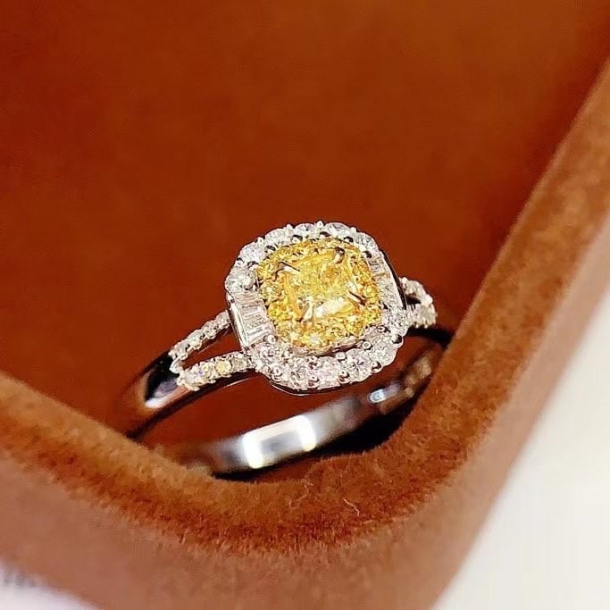 14k Gold 0.26 Ct Natural Yellow Diamond & Diamond Ring - 4