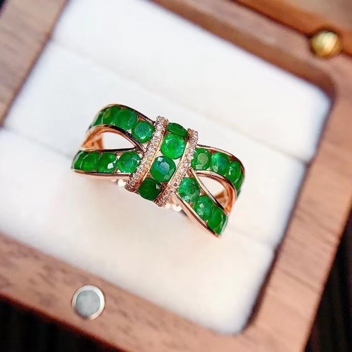 14k Gold 2.85 Ct Vivid Green Natural Emerald & Diamond Ring: Ref:230982376 / / gold content:14k gold / / ring size:7. 25us / / / / main gemstone:emerald / / shape:round / / carat weight:2. 85ct / / color:vivid green / / treatment:natural / / cut grade:g / / /
