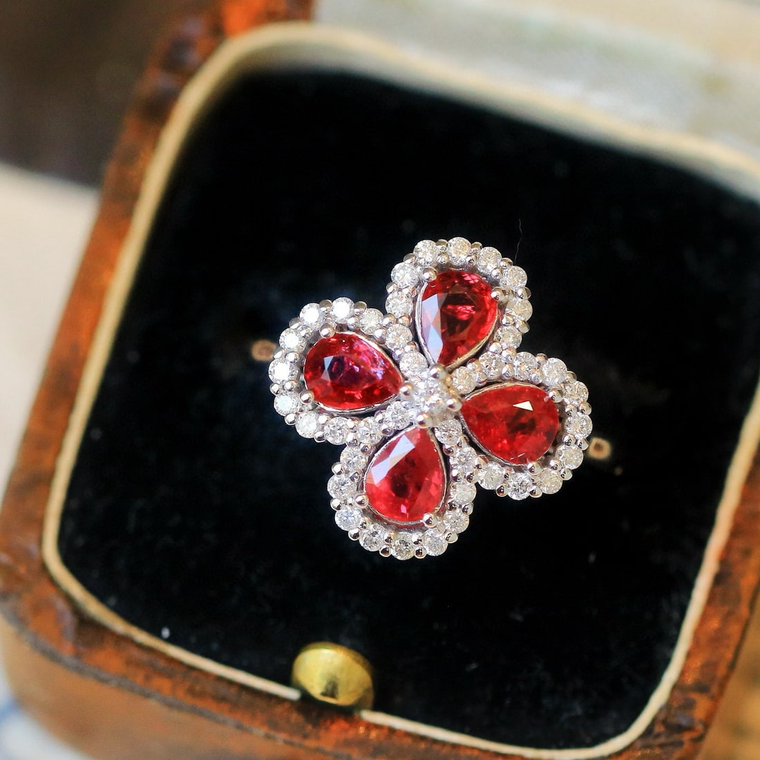 14k Gold 1.88 Ctw Natural Ruby & Diamond Ring: Ref:230982378 / / gold content:14k gold / / ring size:7. 25us / / / / main gemstone:ruby / / shape:pear / / carat weight:1. 45ct / / color:pigeonblood red / / treatment:natural / / / / adjacent