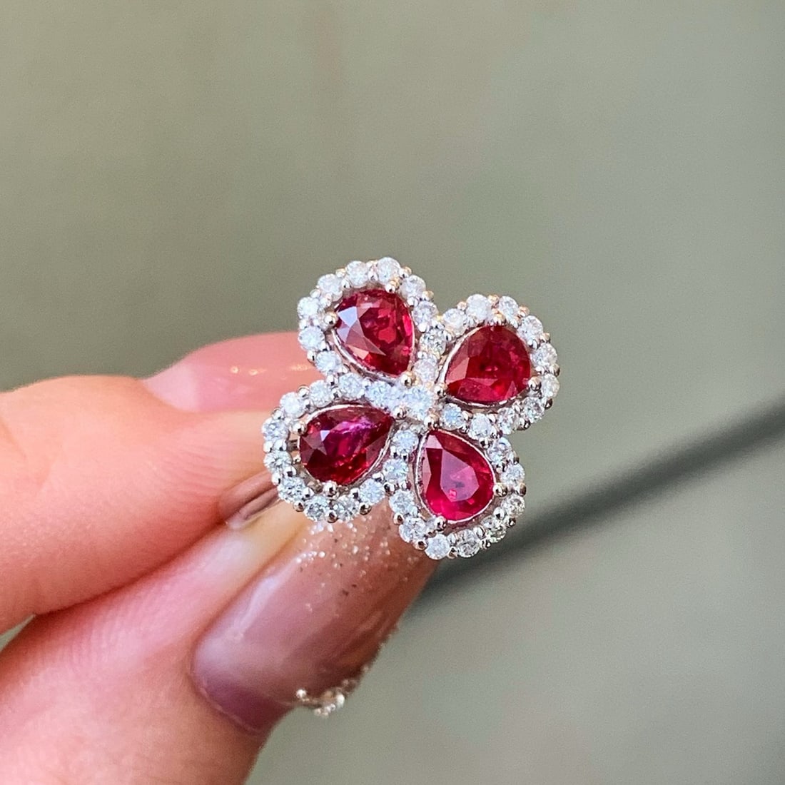 14k Gold 1.88 Ctw Natural Ruby & Diamond Ring - 3