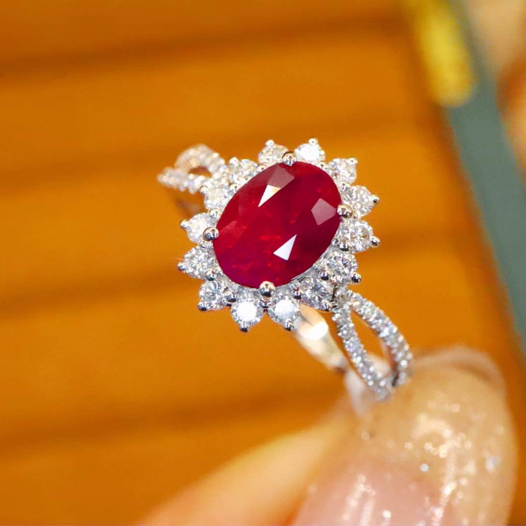 14k Gold 1.60 Ctw Natural Ruby & Diamond Ring - 3