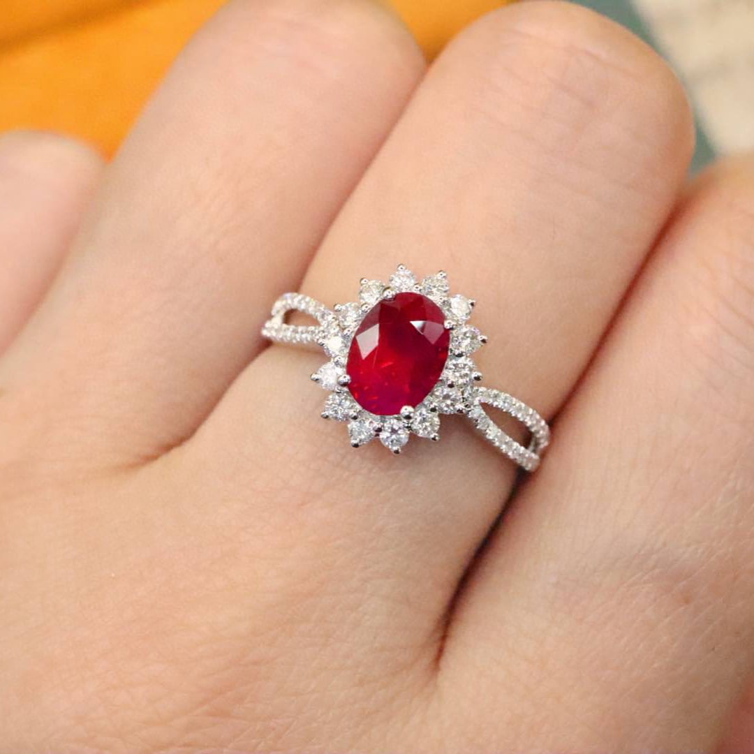 14k Gold 1.60 Ctw Natural Ruby & Diamond Ring - 5