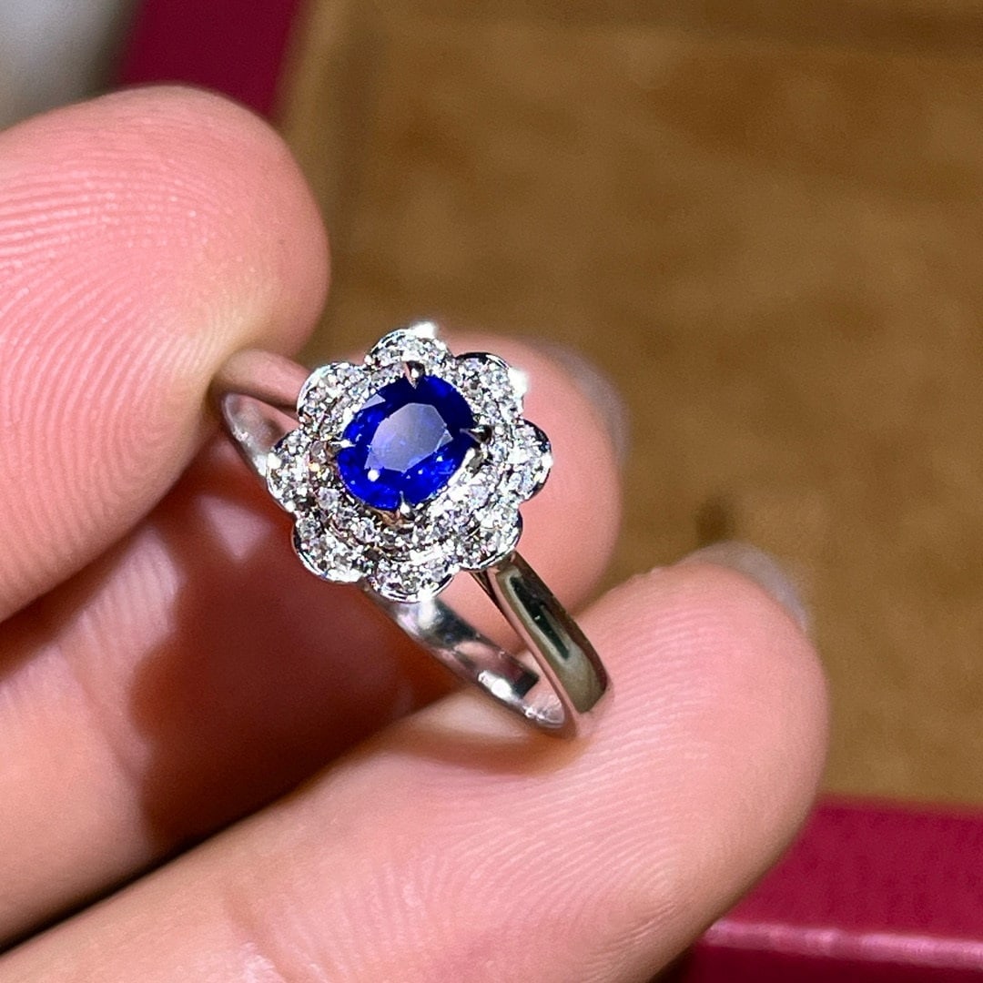 14k Gold 0.58 Ctw Natural Sapphire & Diamond Ring - 6