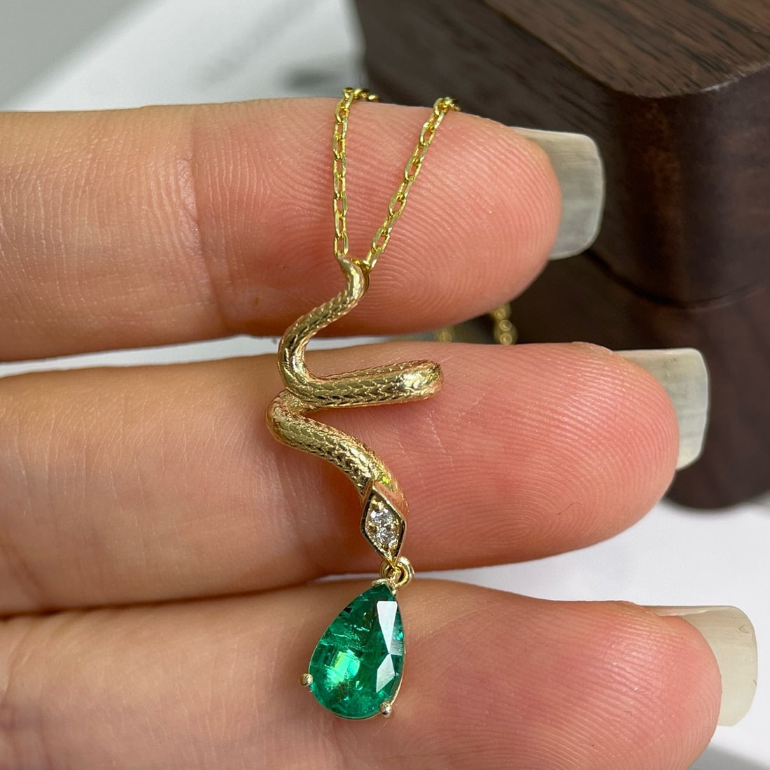 14k Gold 0.95 Ctw Vivid Green Natural Emerald & Diamond Pendant( Without Chain ) - 2