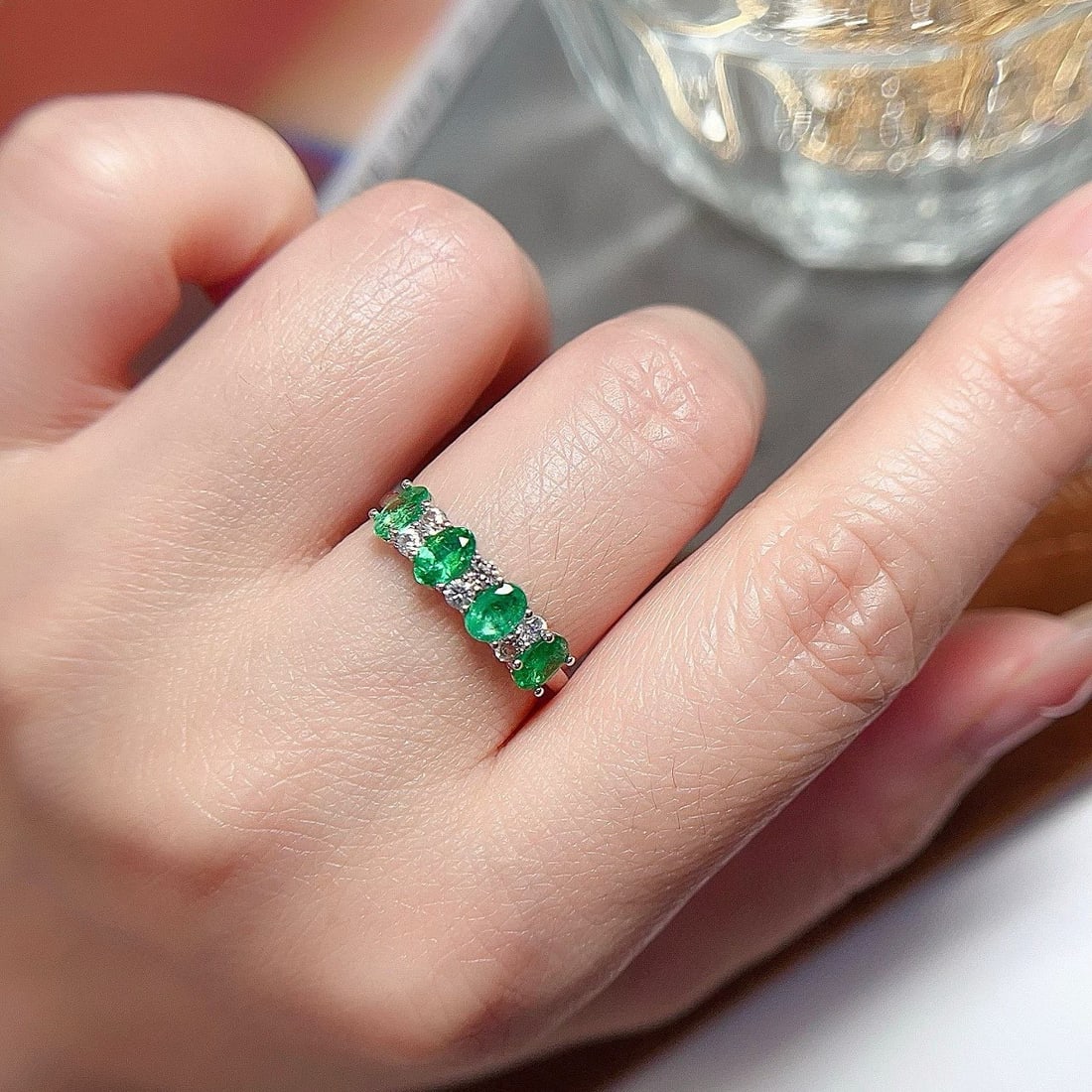 14k Gold 1 Ct Vivid Green Natural Emerald & Sapphire Ring - 3