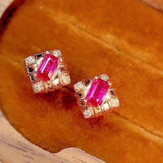 14k Gold 0.8 Ct Natural Ruby & Diamond Earrings - 3
