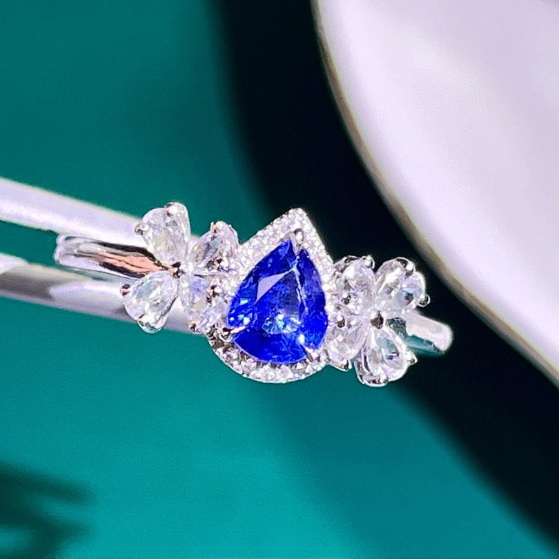 14k Gold 0.54 Ctw Natural Sapphire & Diamond Ring: Ref:230982409 / / gold content:14k gold / / ring size:7. 25us / / / / main gemstone:sapphire / / shape:pear / / carat weight:0. 51ct / / color:royal blue / / treatment:natural / / / / adjacent