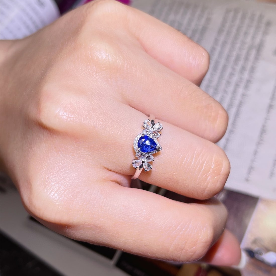 14k Gold 0.54 Ctw Natural Sapphire & Diamond Ring - 5