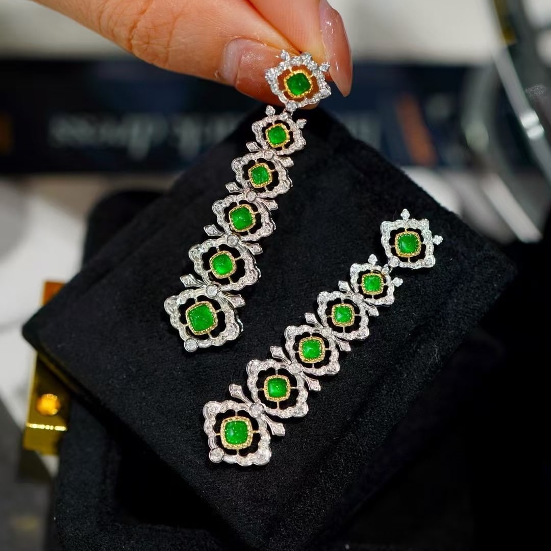14k Gold 2.00 Ct Vivid Green Natural Emerald & Diamond Earrings - 3