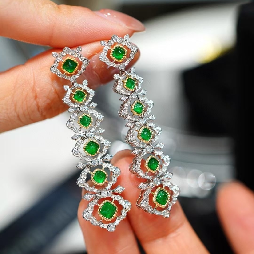 14k Gold 2.00 Ct Vivid Green Natural Emerald & Diamond Earrings - 4