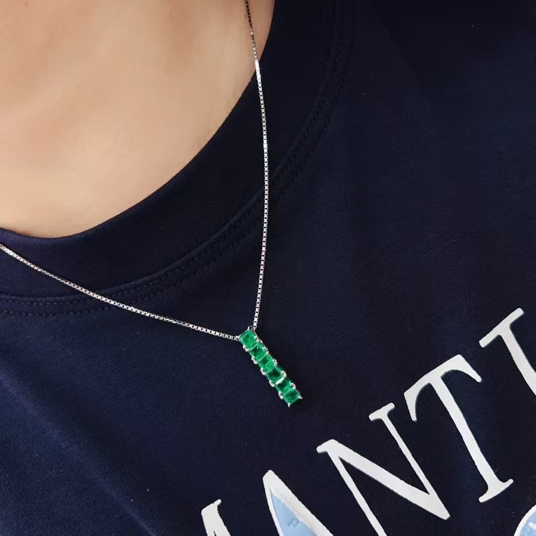 14k Gold 1.06 Ct Vivid Green Natural Emerald Pendant( Without Chain ) - 2