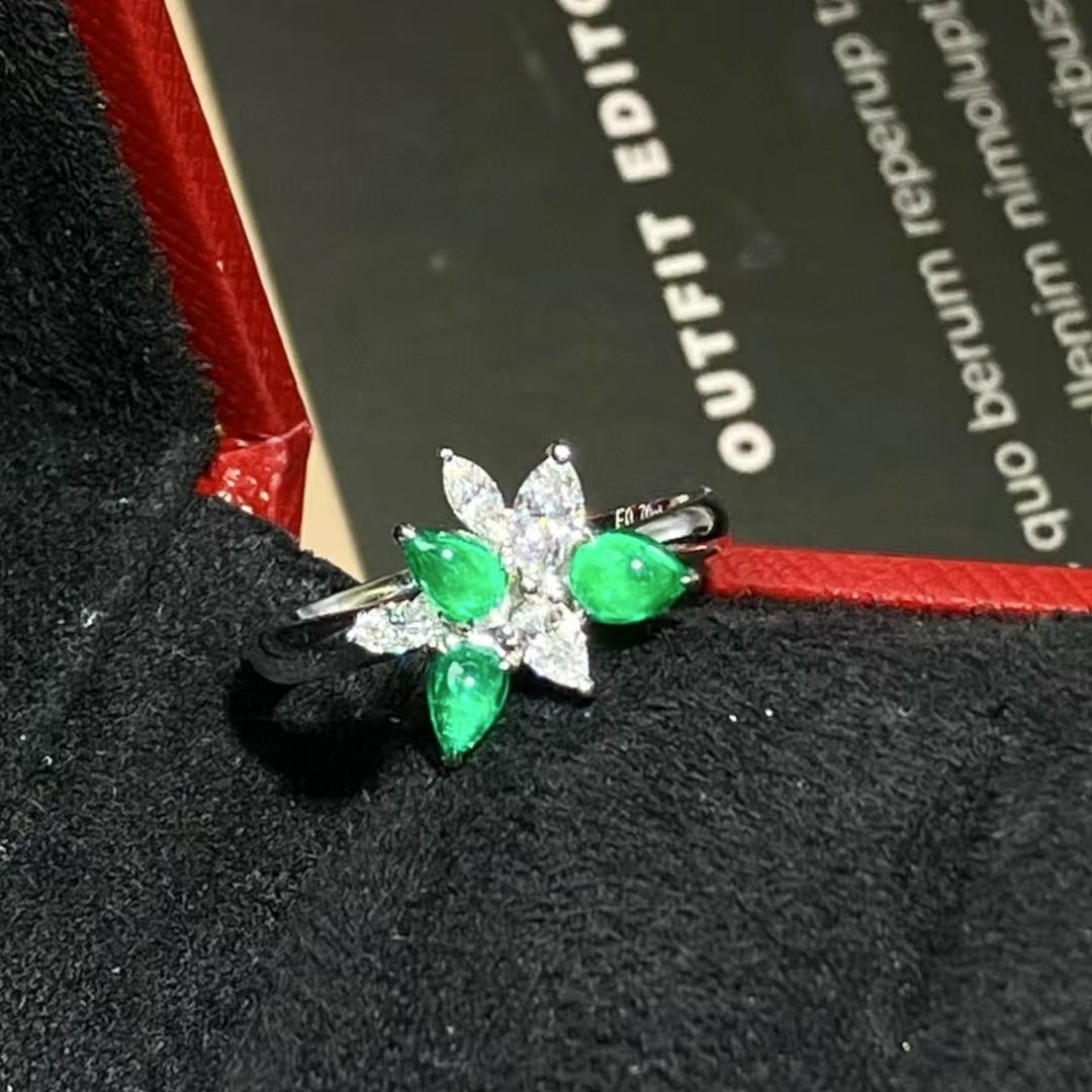 14k Gold 1.09 Ctw Vivid Green Natural Emerald & Diamond Ring - 3