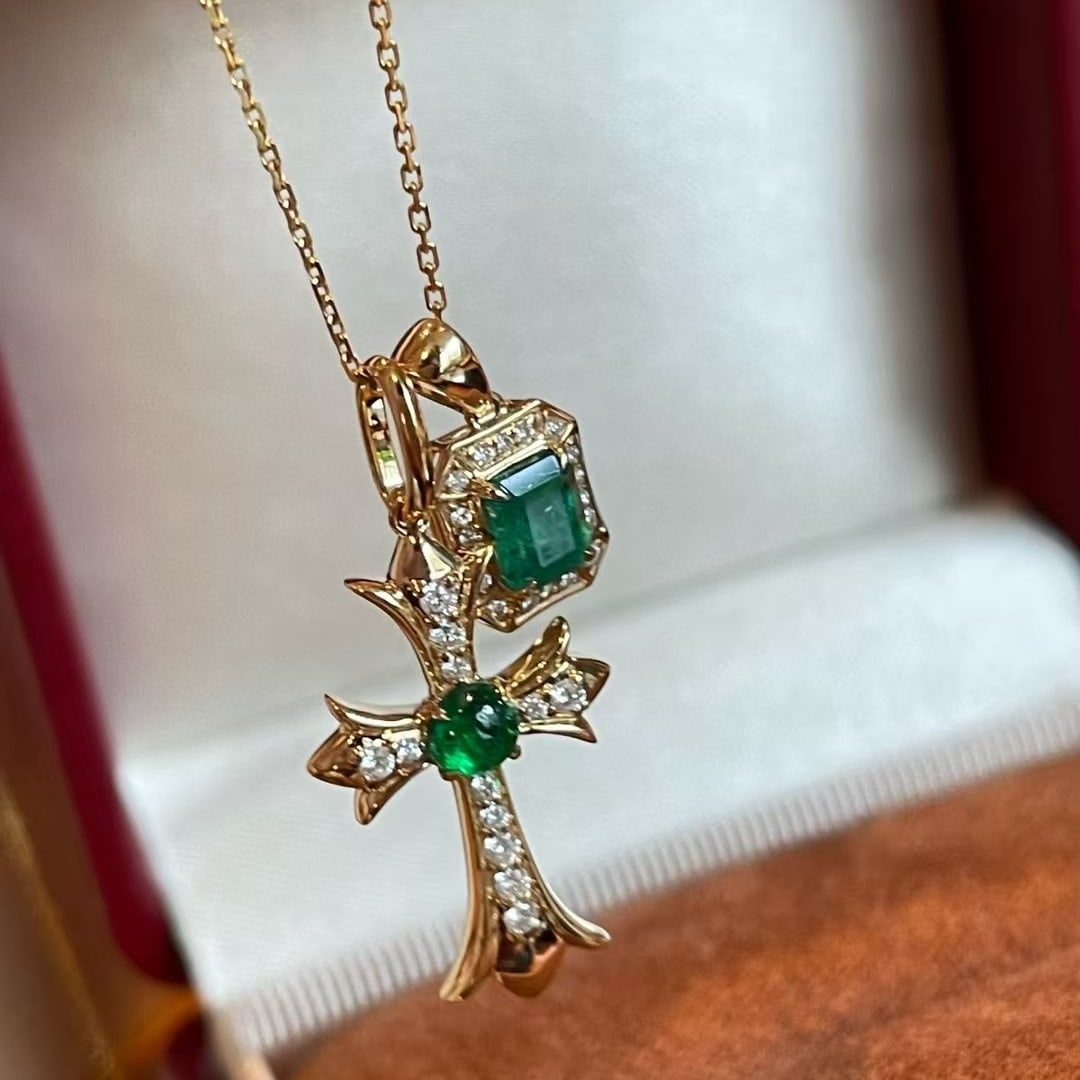 14k Gold 0.6 Ct Vivid Green Natural Emerald & Diamond Pendant( Without Chain ) - 6