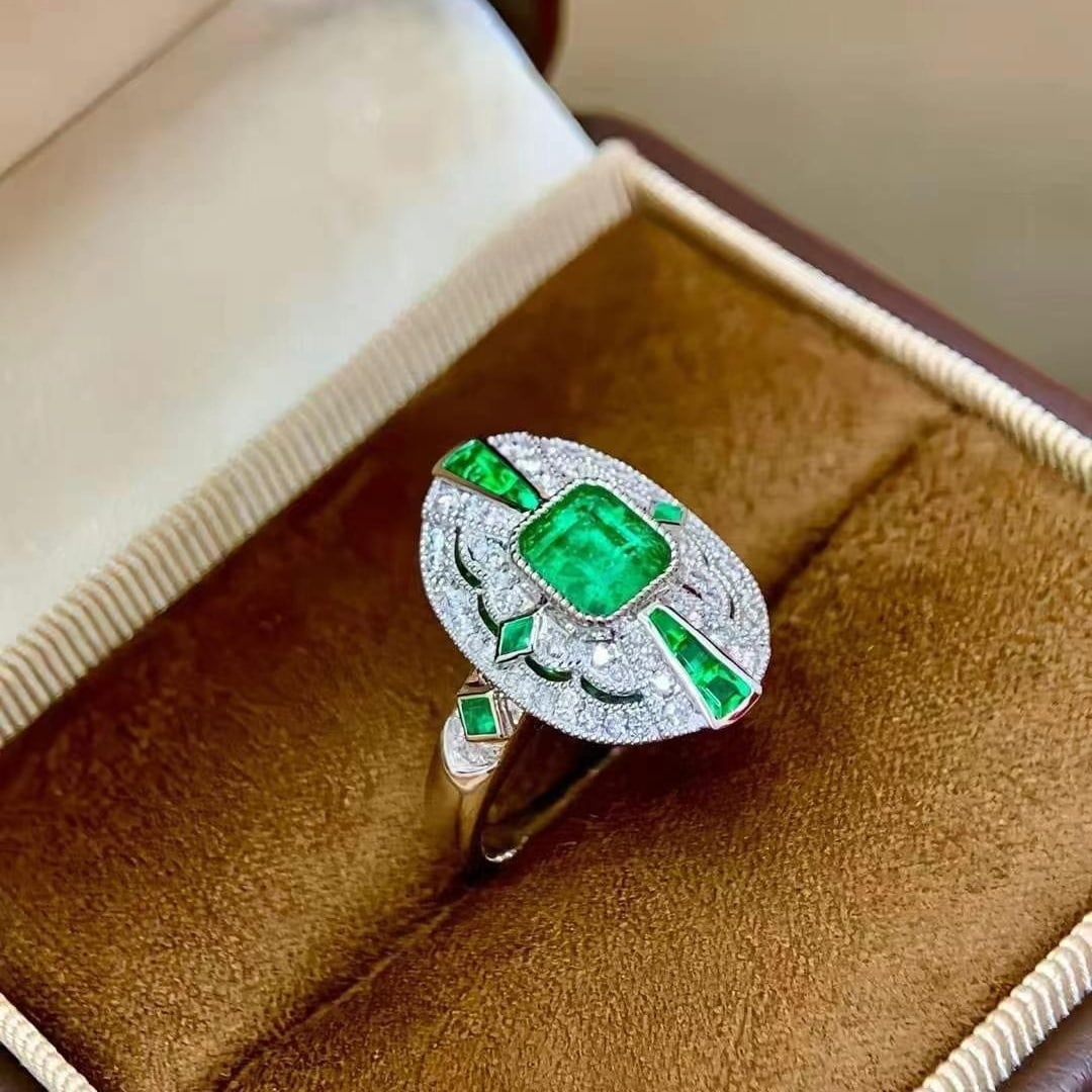 14k Gold 1.15 Ctw Vivid Green Natural Emerald & Diamond Ring - 2